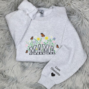 Embroidered Mama Floral Crewneck with Personalized Sleeve Embroidery - Spring Flowers Embroidered Crewneck - Gift for mom - Mother's Day