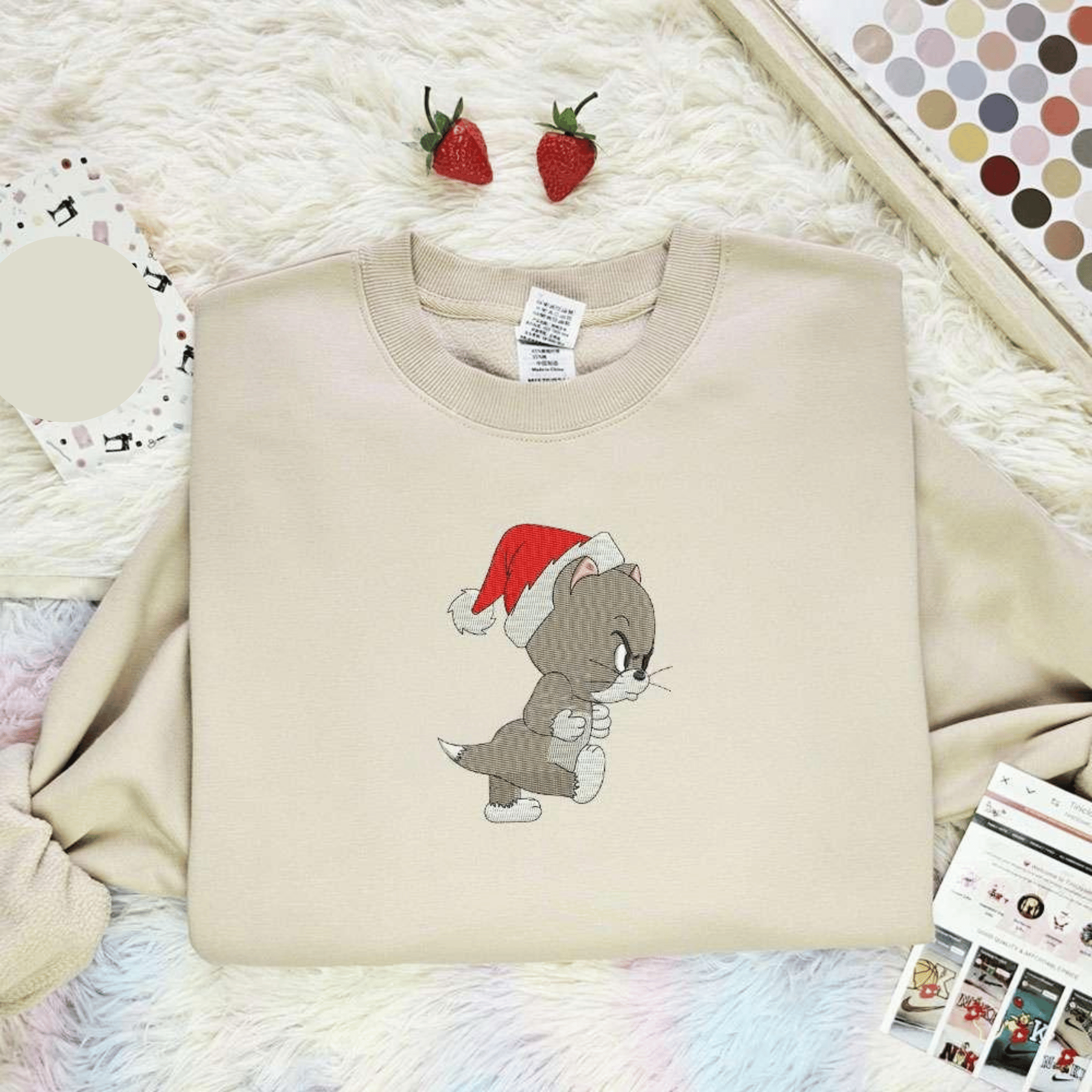 Topsy Cat Christmas Tom And Jerry Cartoon Embroidered Shirt, Best Christmas Gift Ideas For Family