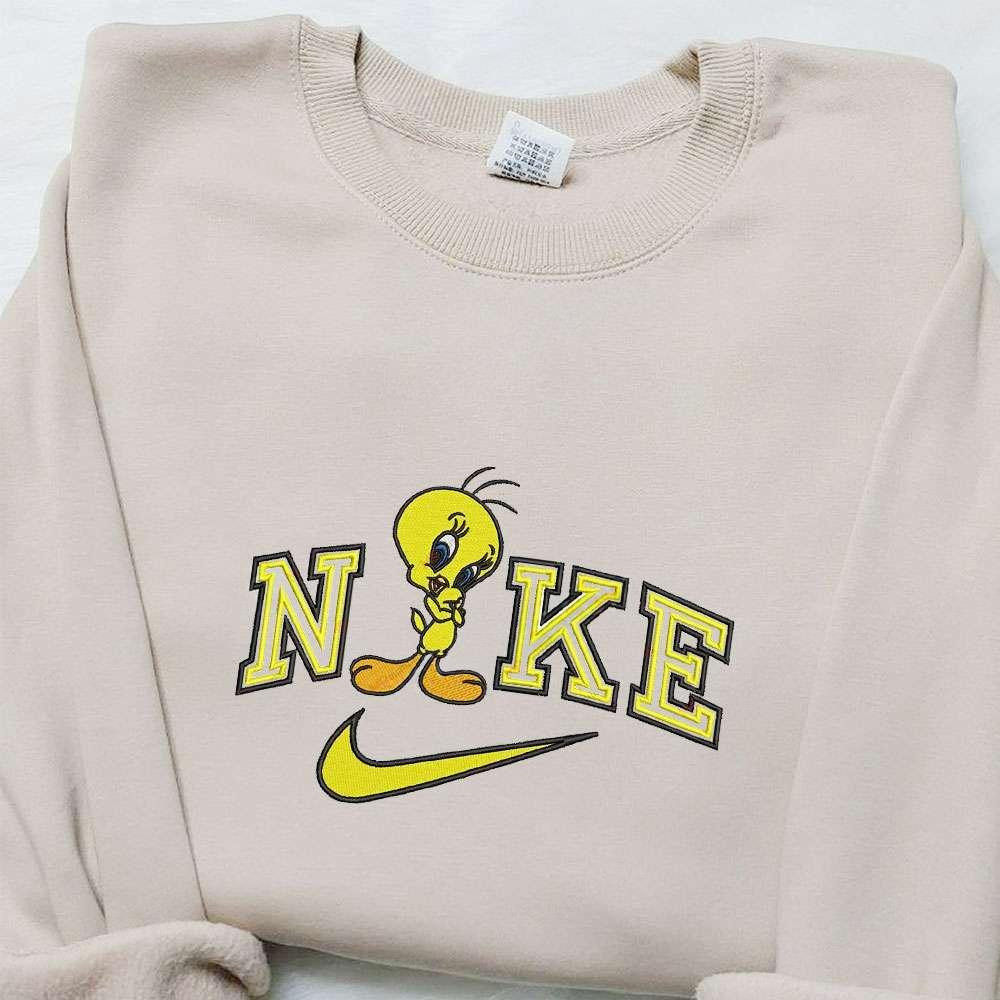 Tweety x Nike Cartoon Embroidered Sweatshirt Disney Characters Embroidered T shirt Best Gift Ideas for Family
